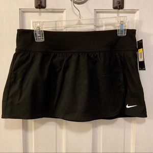 NWT Medium Nike swimskirt